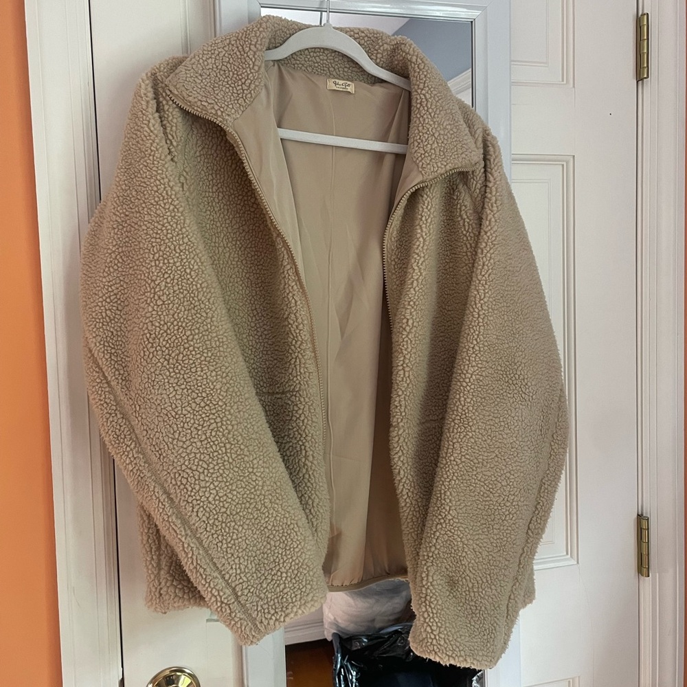 Brandy Melville teddy jacket